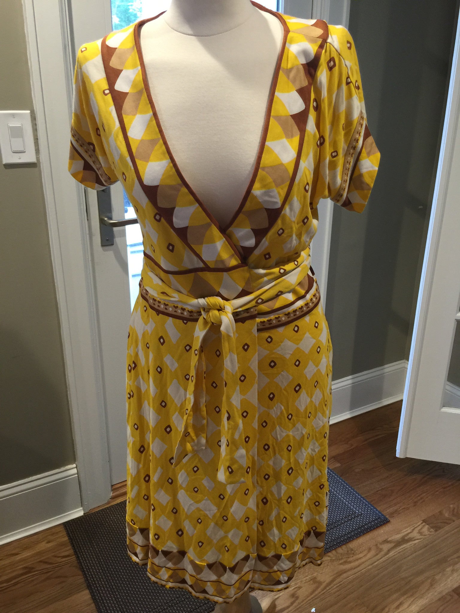 NWT Diane von Furstenberg Wrap Dress - New Neu Glamour | Preloved Designer  Jewelry, Shoes \u0026 Handbags.